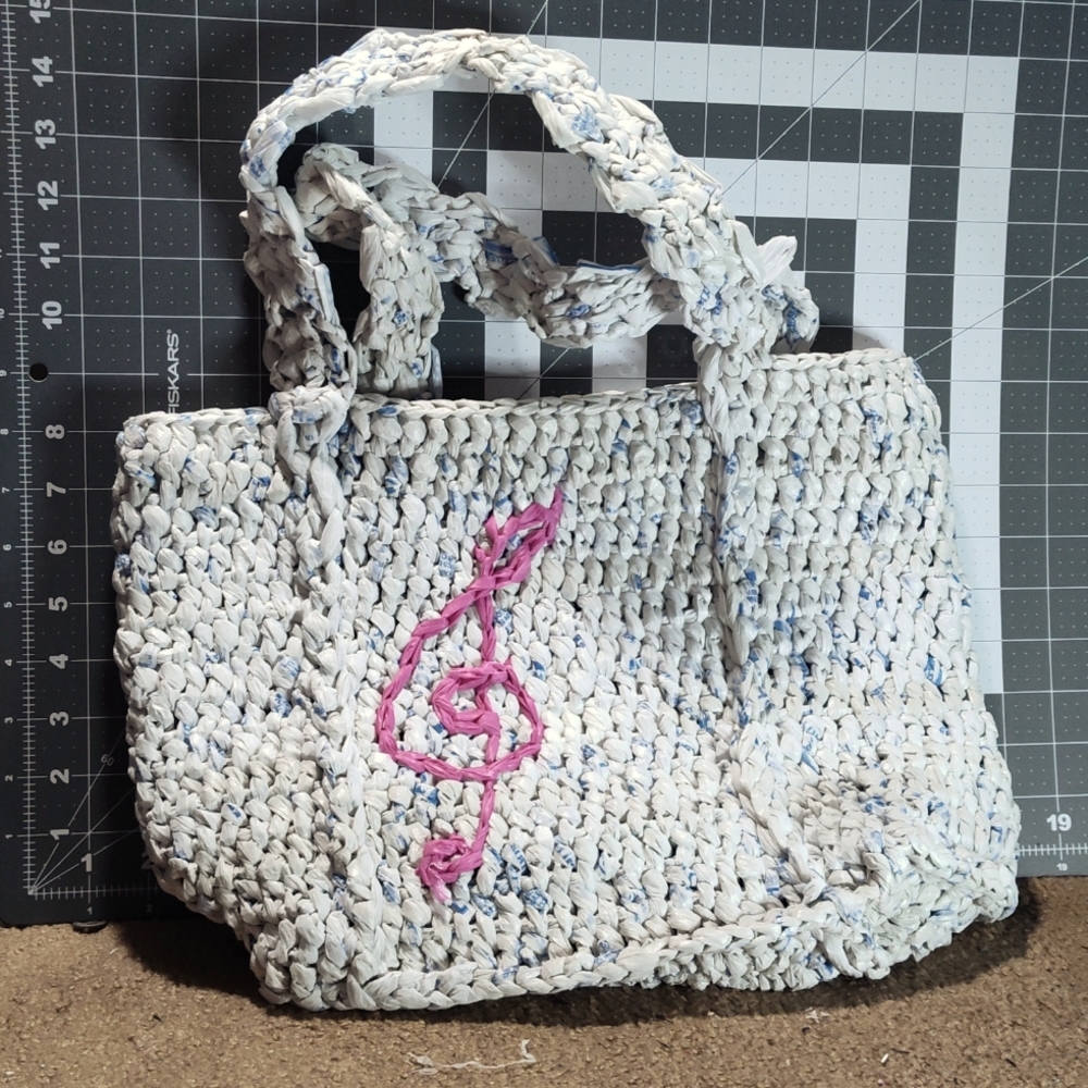Reusable grocery bag: crochet